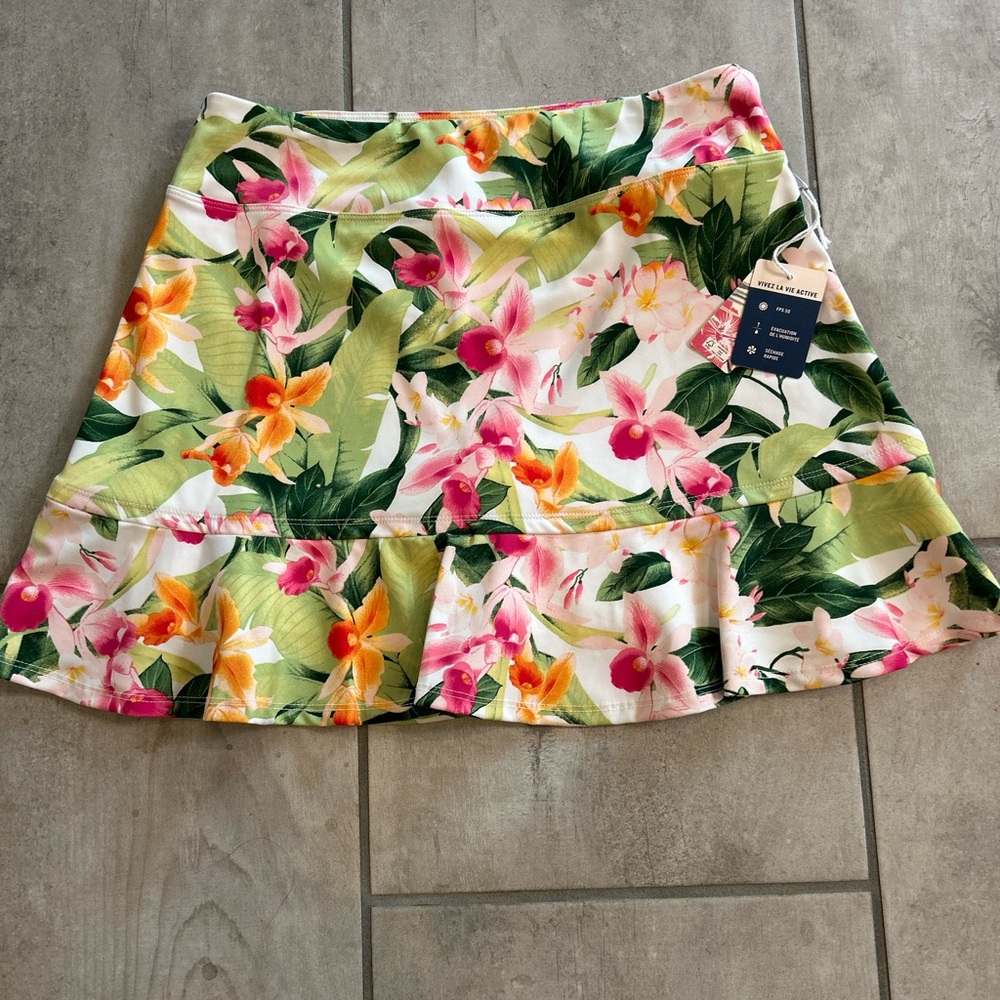 NWT Fabulous Floral TOMMY BAHAMA Golf/ Tennis/ Pickleball Skort- Size XL